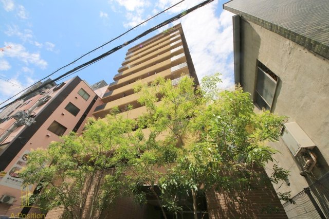 ブリリアント同心/北区/天満駅/1LDK/洗練されたデザインと暮らしやすさが両立した、完成度の高いマンション